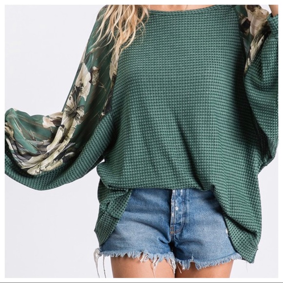 Solid waffle knit mix and matched boxy chic top - Picture 6 of 13